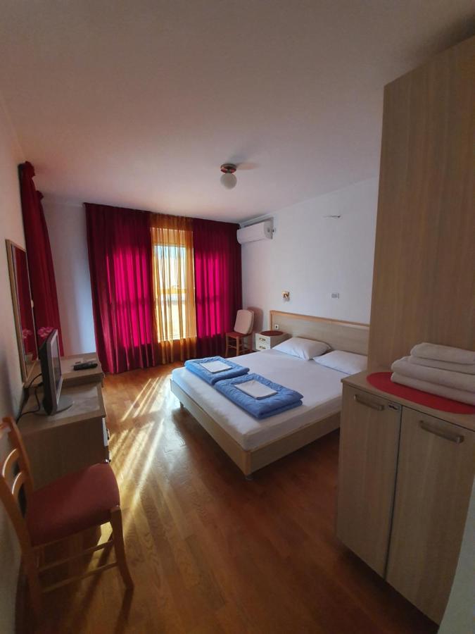 Apartments Boreta Budva Exterior photo